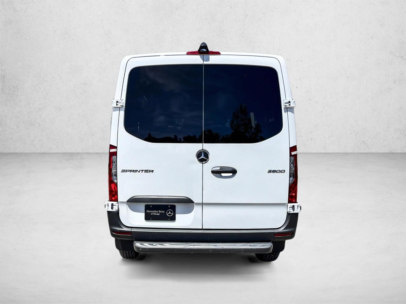 2026 Mercedes-Benz Sprinter Crew