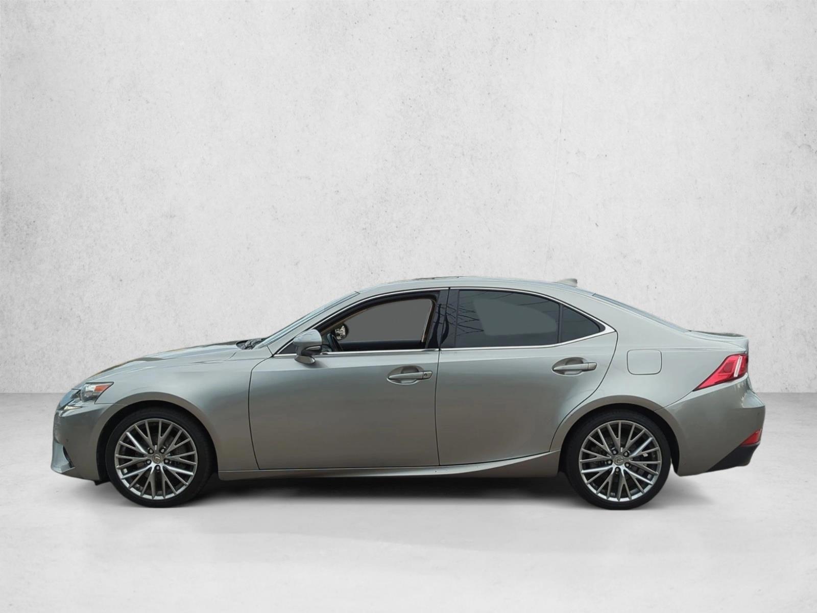 Thumbnail: 2014 Lexus IS - 2