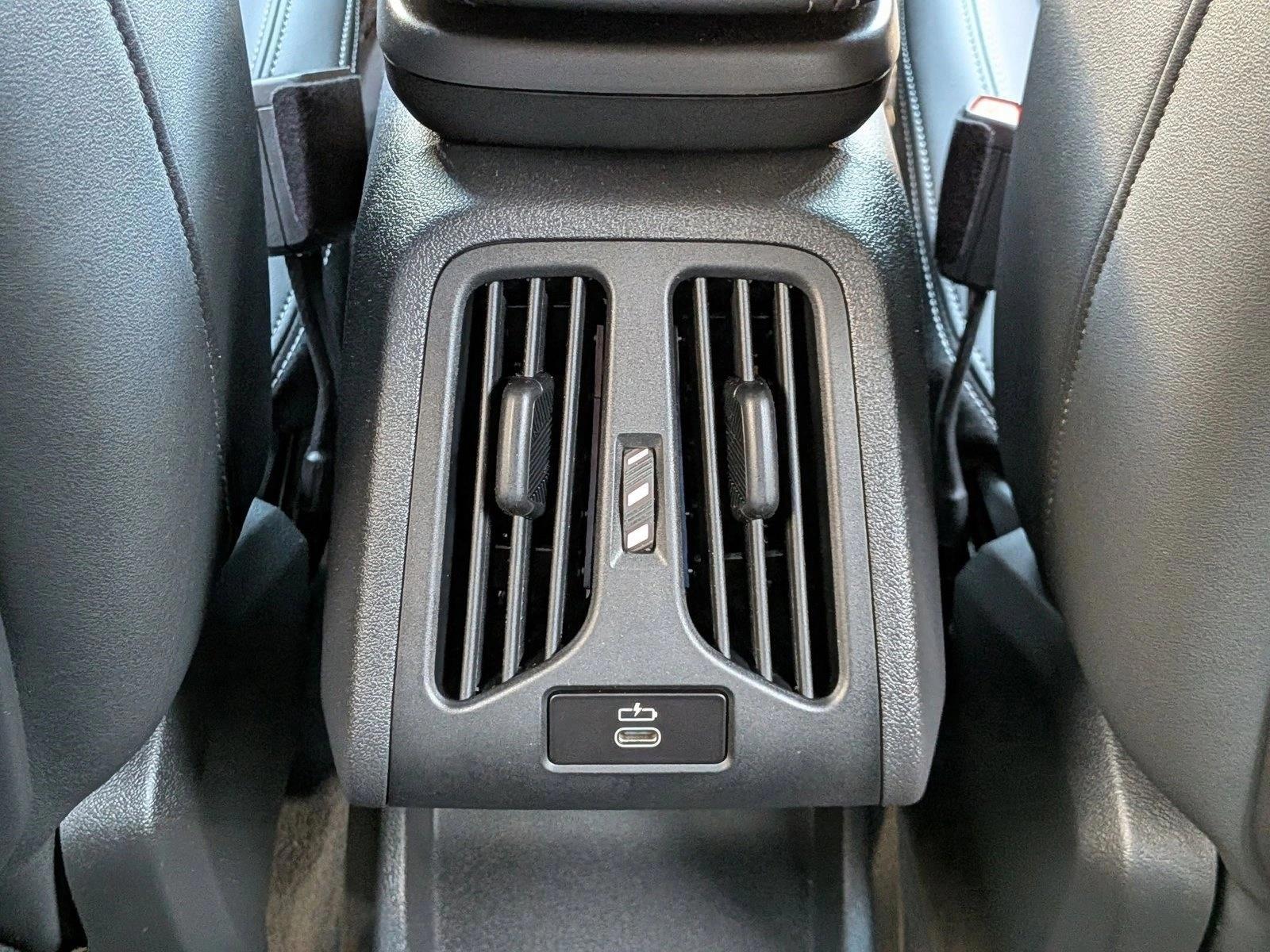 2026 BMW X1 28i - Photo 16