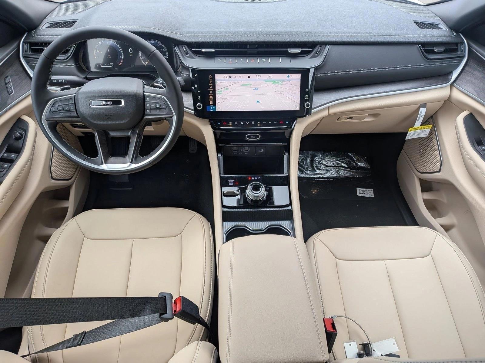 Thumbnail: 2026 Jeep Grand Cherokee L - 4