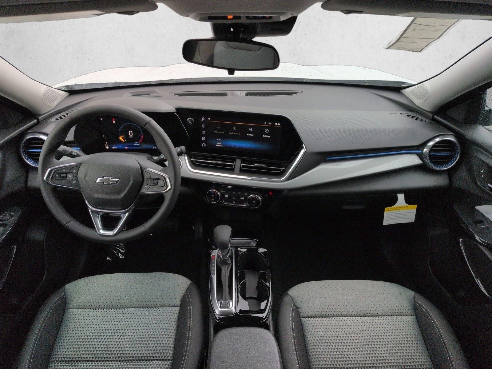 Thumbnail: 2026 Chevrolet Trax - 3
