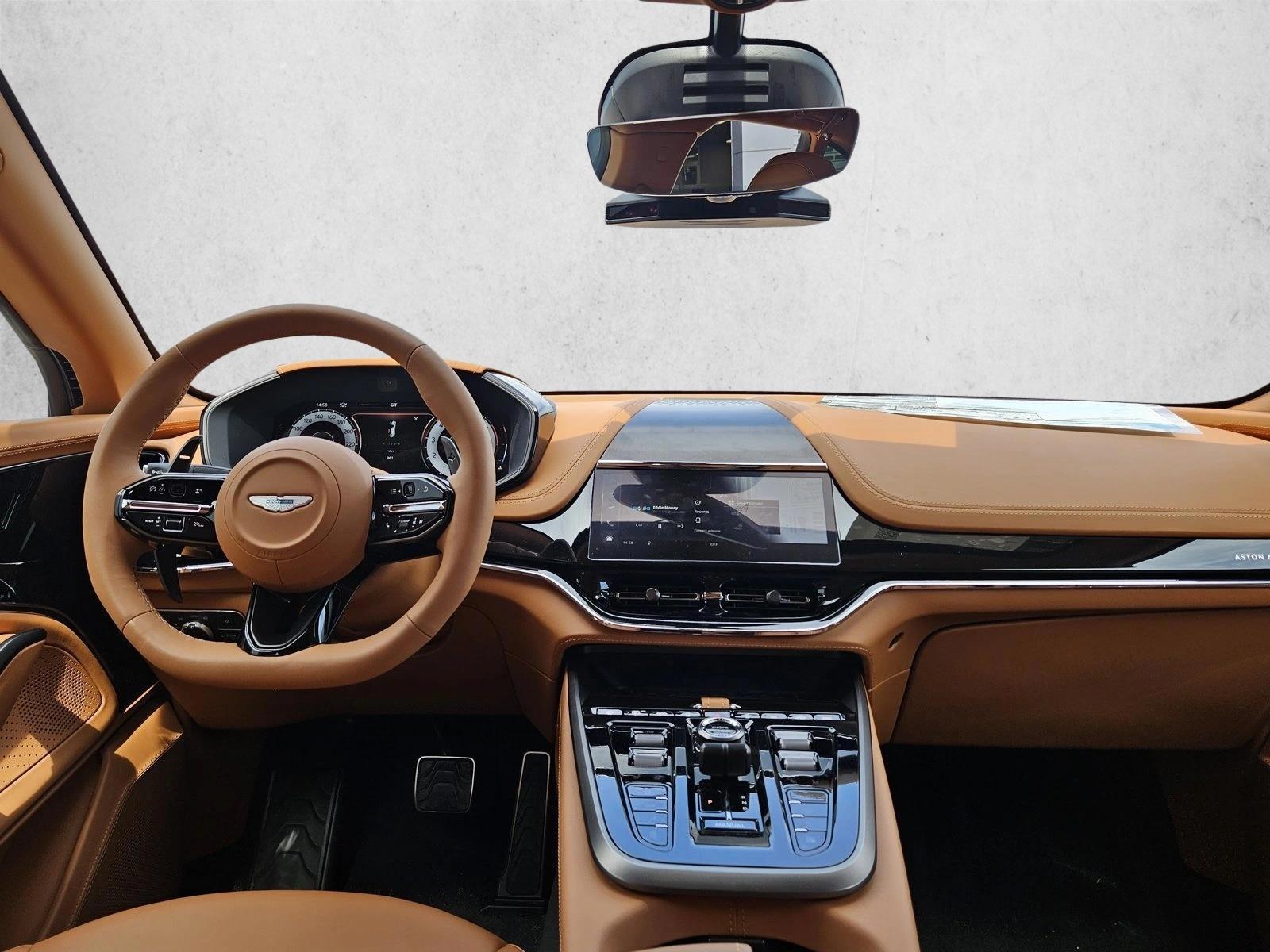 Thumbnail: 2026 Aston Martin DBX - 3