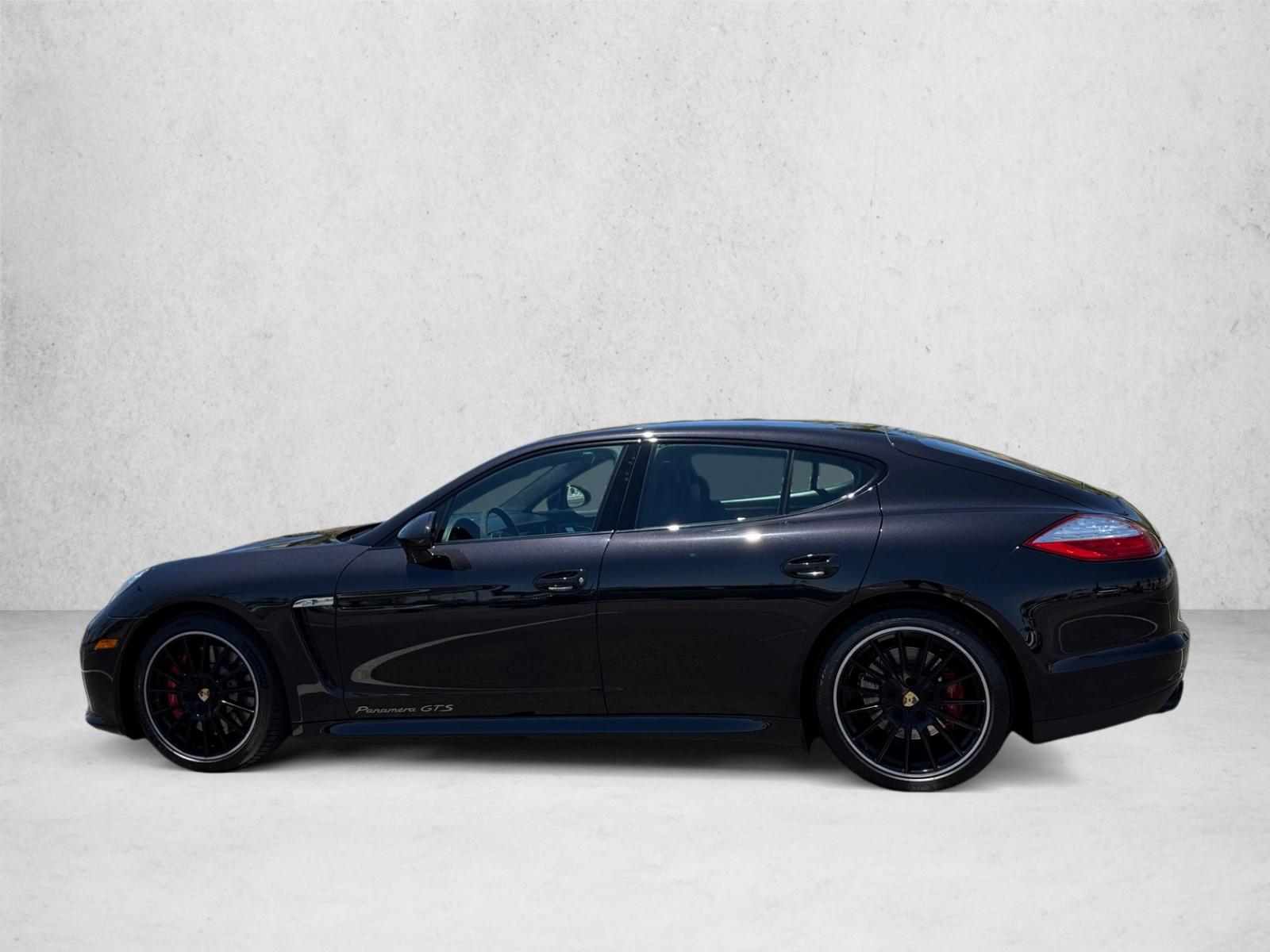 Thumbnail: 2013 Porsche Panamera - 2