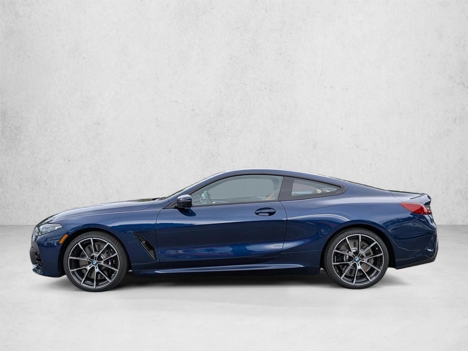 Thumbnail: 2026 BMW 8 Series - 2