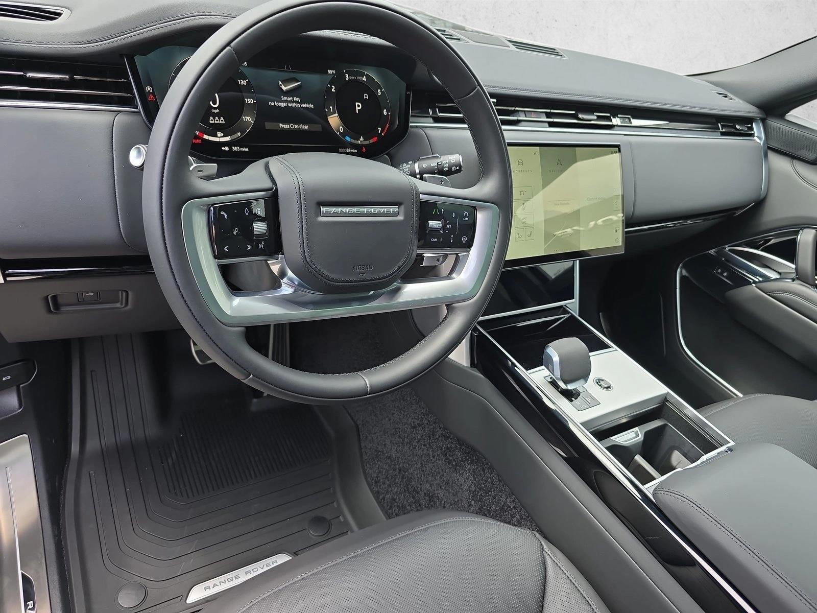 Thumbnail: 2026 Land Rover Range Rover - 4