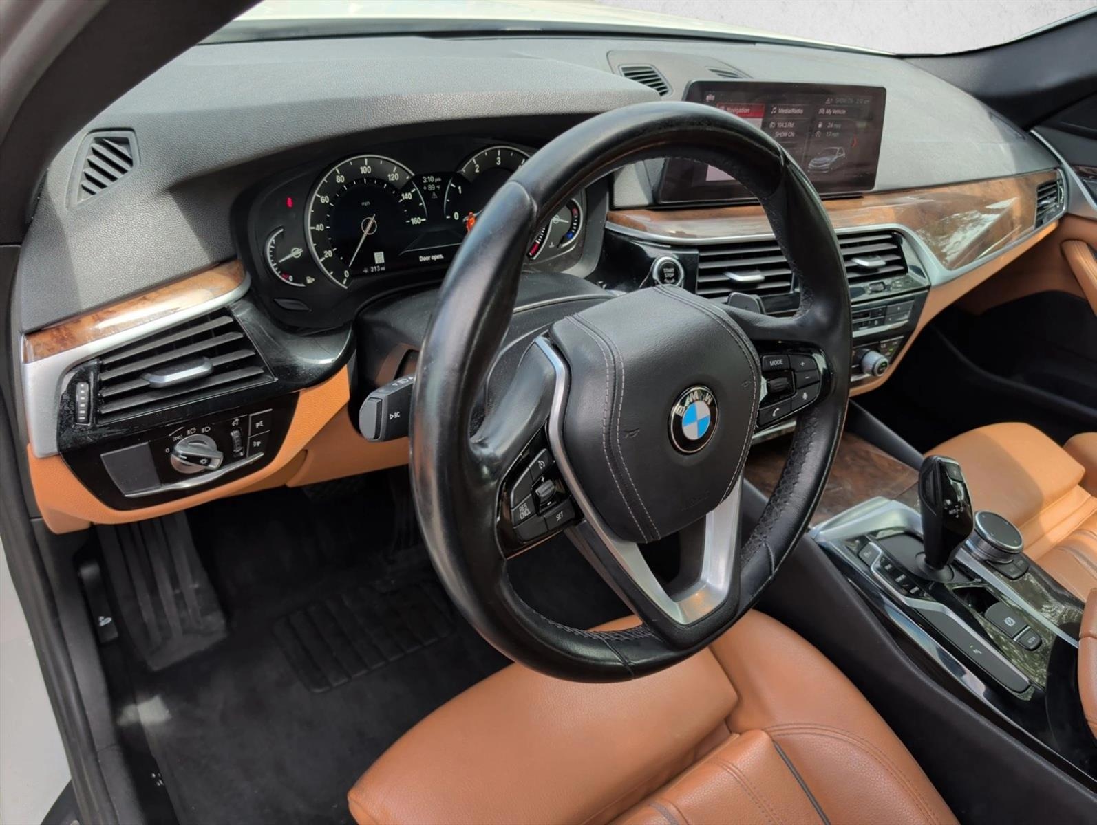 Thumbnail: 2019 BMW 5 Series - 3