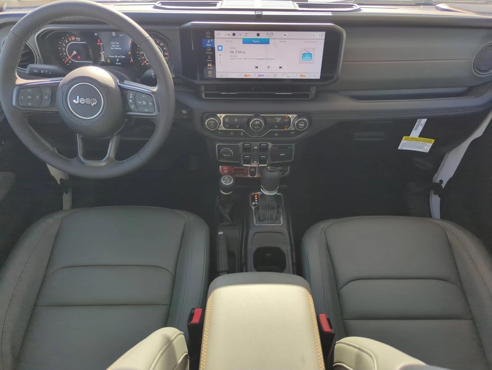 Thumbnail: 2026 Jeep Gladiator - 4