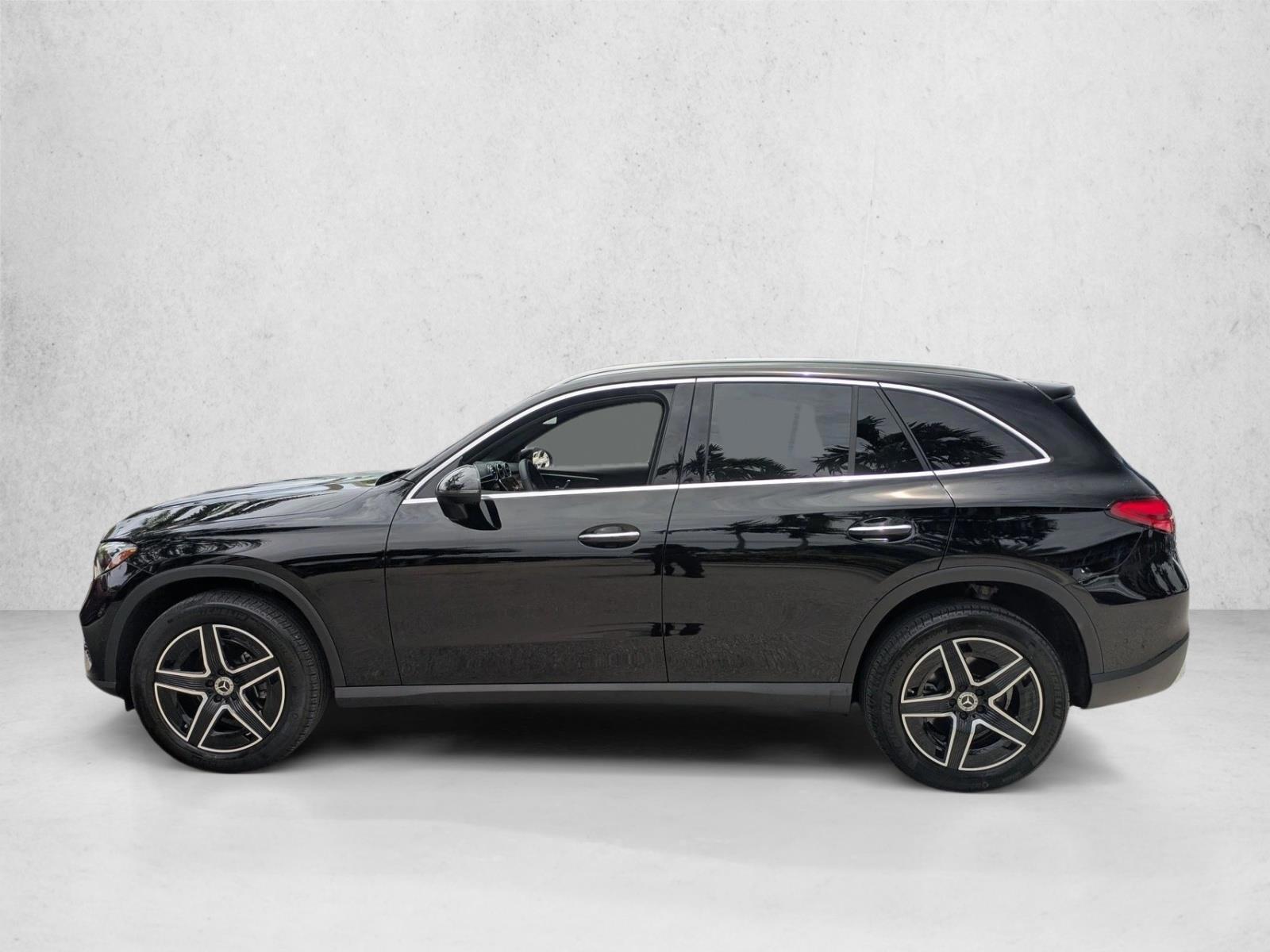 Thumbnail: 2026 Mercedes-Benz GLC - 2