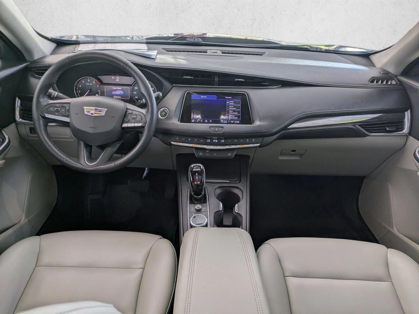 Thumbnail: 2023 Cadillac XT4 - 4