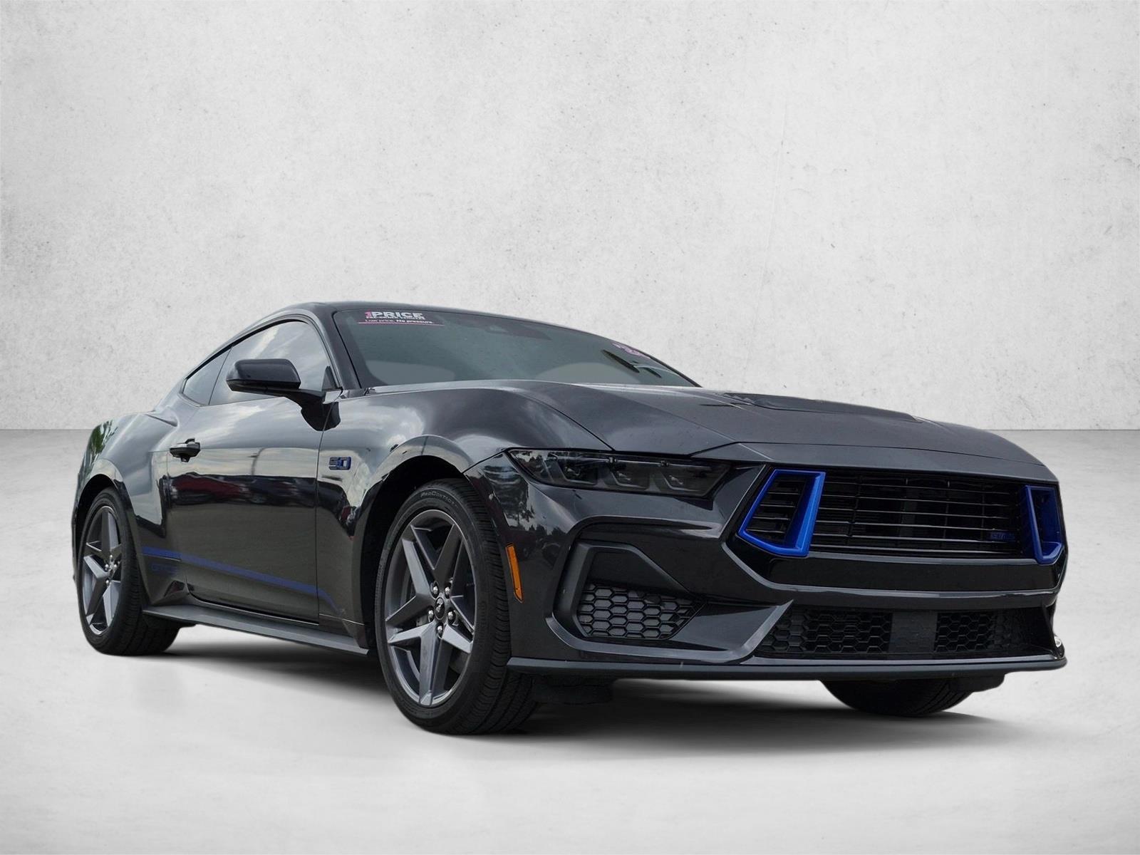 2024 Ford Mustang GT Premium - Photo 3