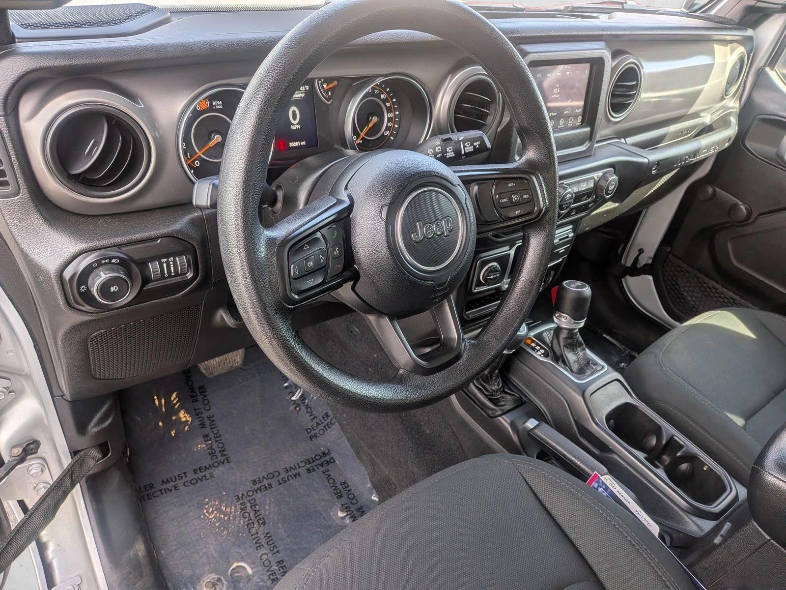 Thumbnail: 2022 Jeep Wrangler - 3