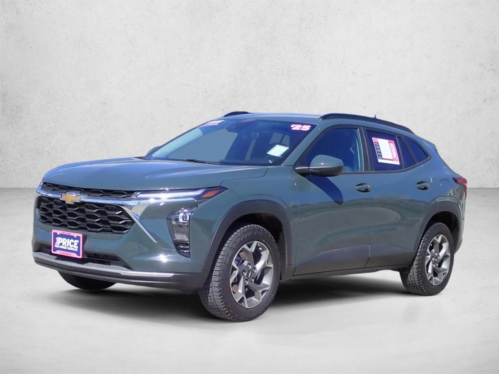 Thumbnail: 2025 Chevrolet Trax - 1