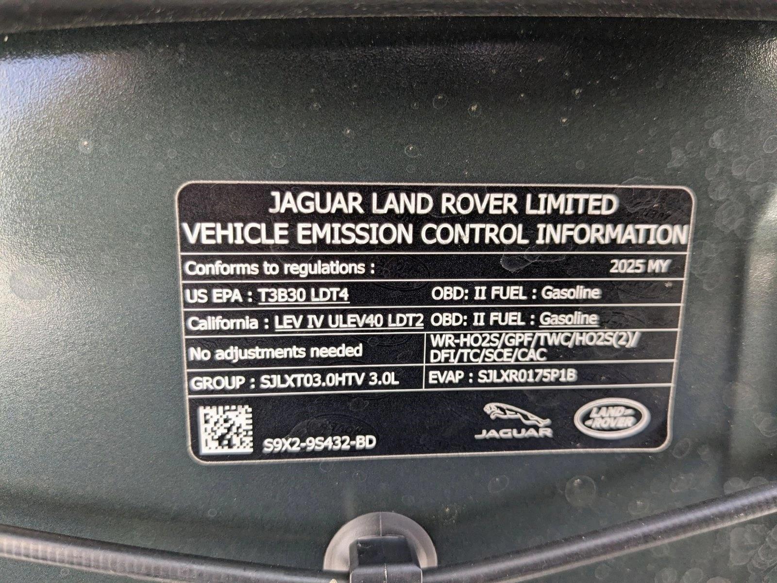 2025 Land Rover Range Rover SE - Photo 25