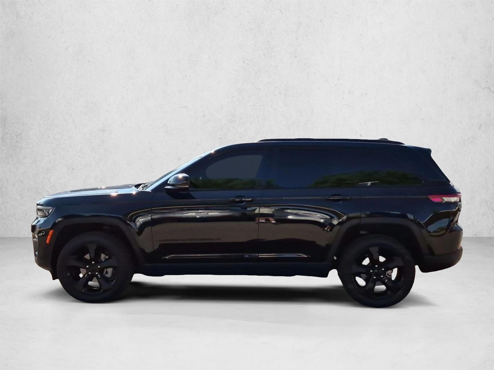 Thumbnail: 2023 Jeep Grand Cherokee - 2