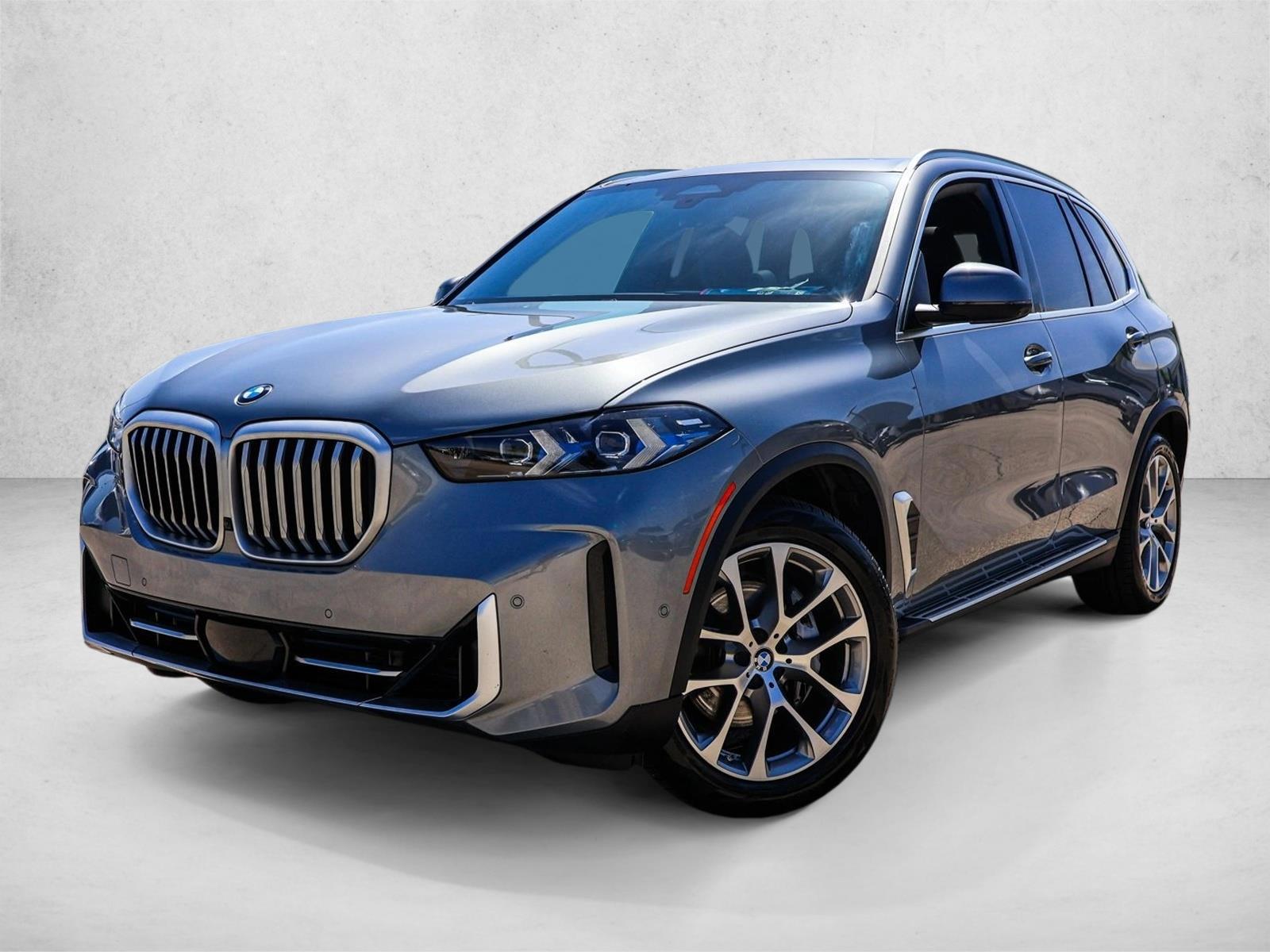 Thumbnail: 2026 BMW X5 - 1