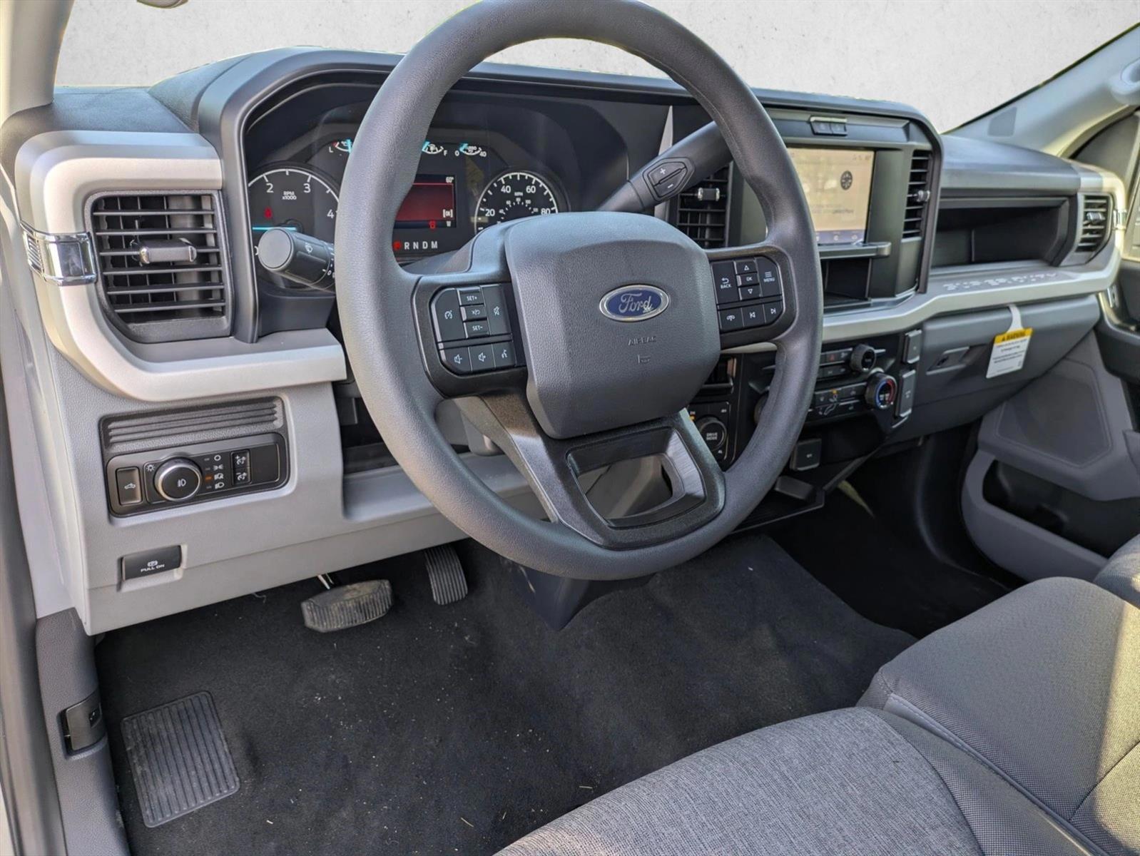 Thumbnail: 2026 Ford Econoline - 3