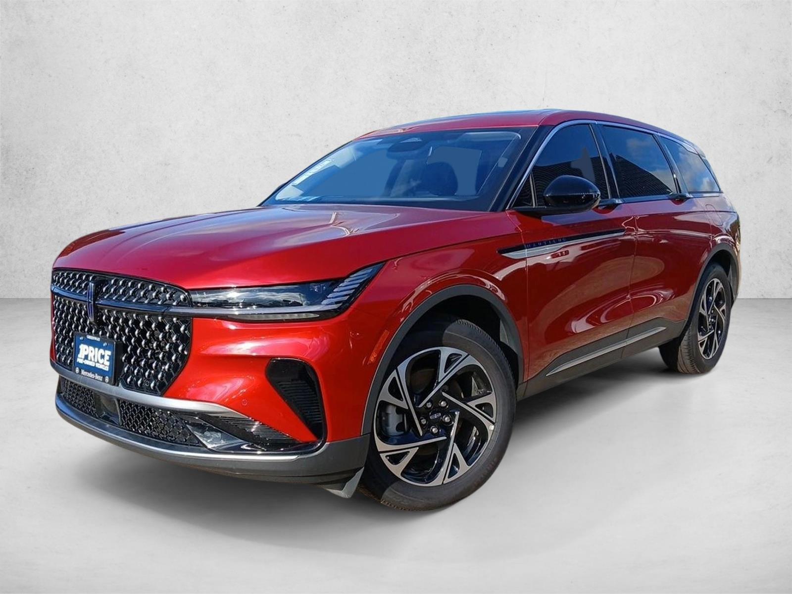 Thumbnail: 2025 Lincoln Nautilus - 1