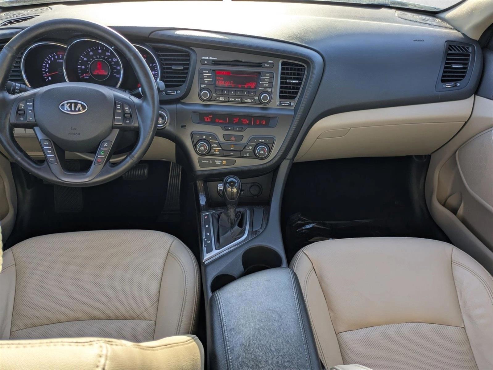 Thumbnail: 2012 Kia Optima - 4