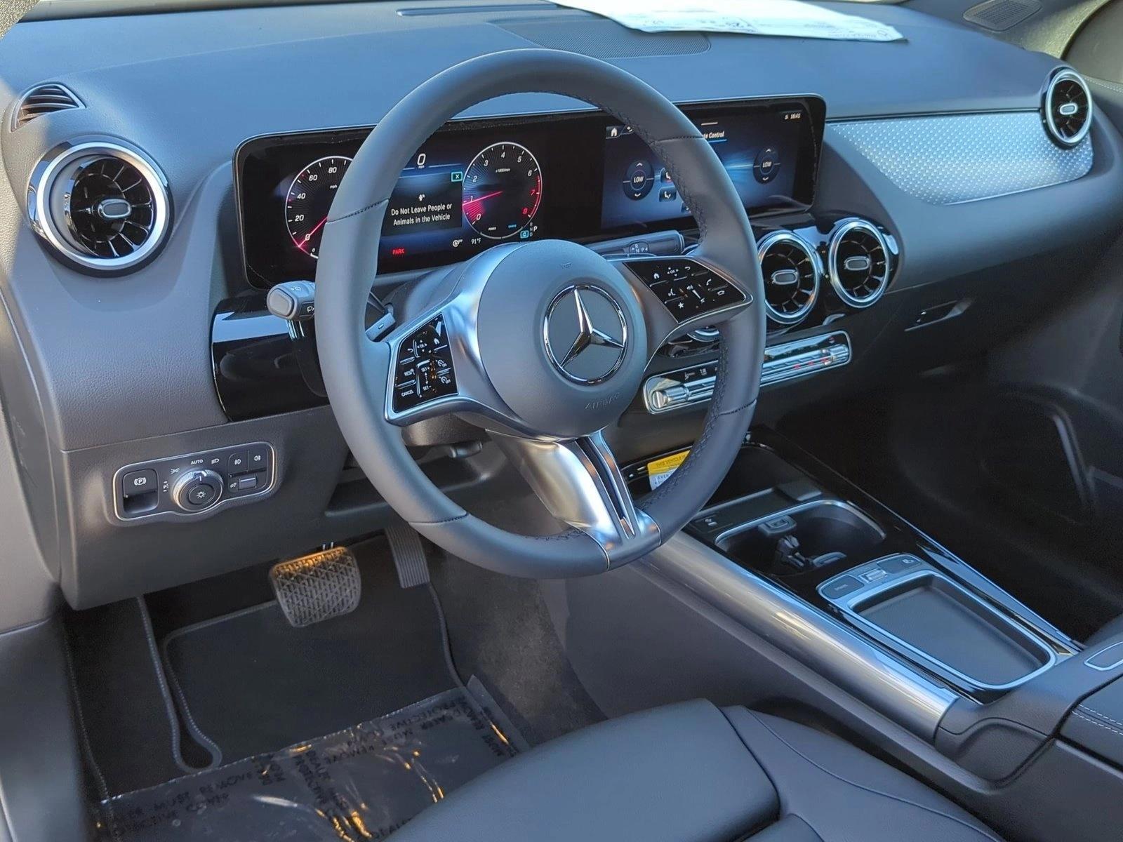 Thumbnail: 2026 Mercedes-Benz GLA - 3