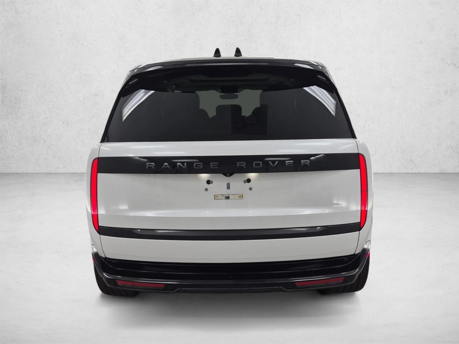 2024 Land Rover Range Rover SE - Photo 11