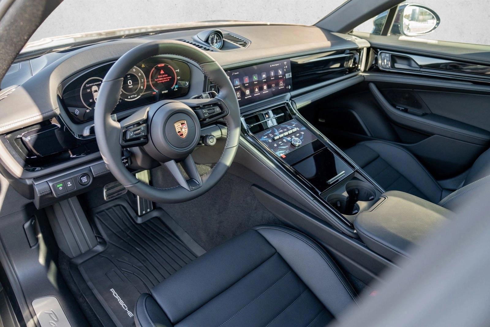 Thumbnail: 2026 Porsche Panamera - 3