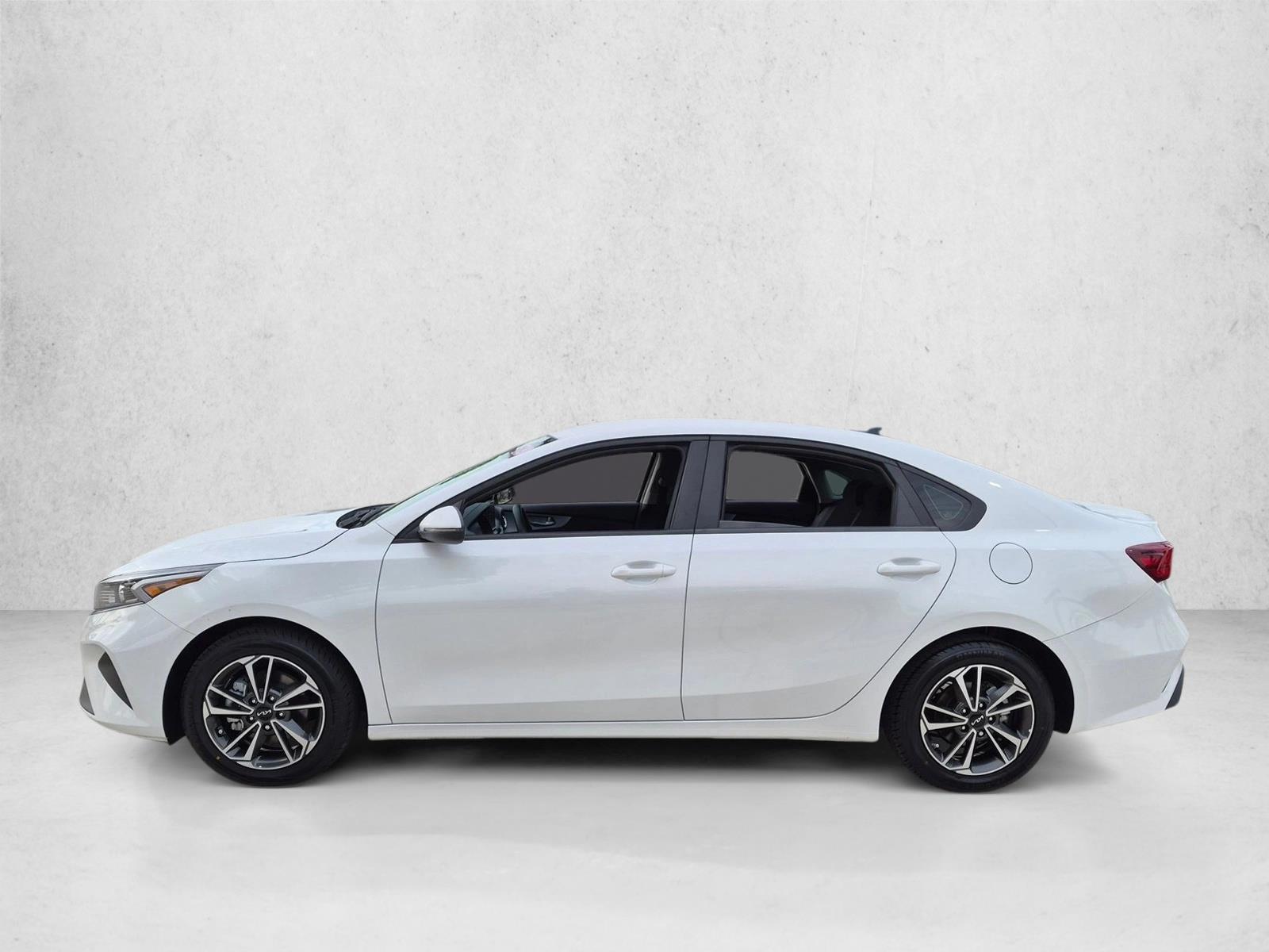 Thumbnail: 2023 Kia Forte - 2