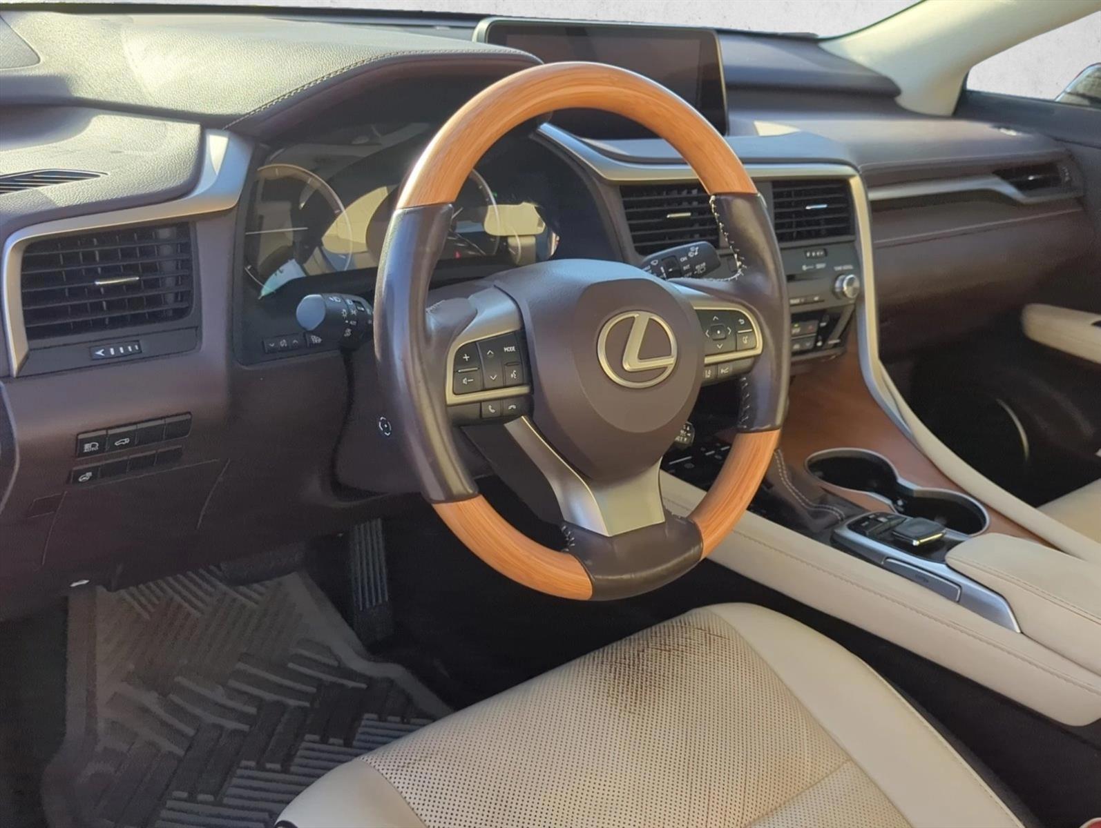 Thumbnail: 2017 Lexus RX - 3