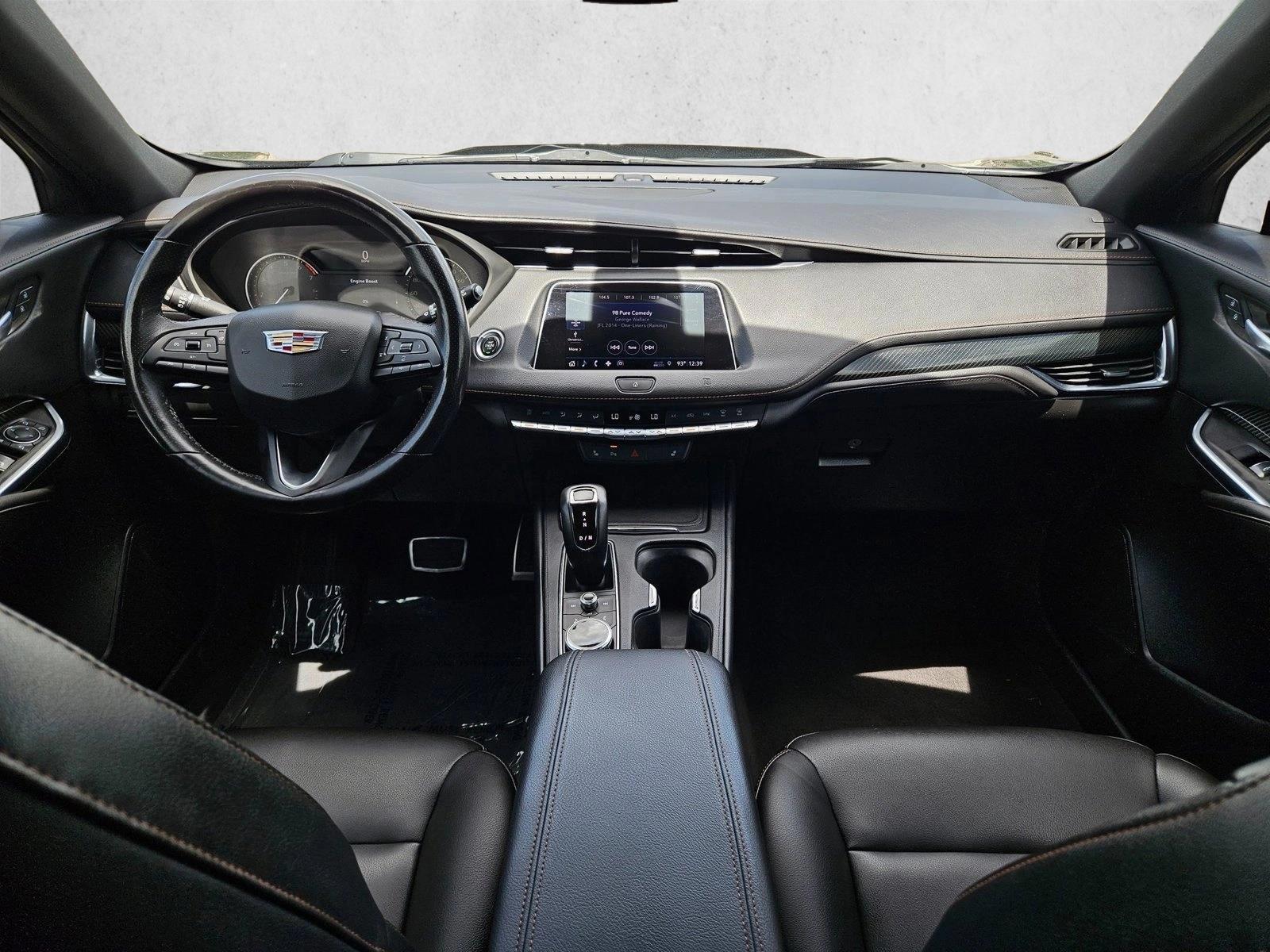 Thumbnail: 2019 Cadillac XT4 - 4