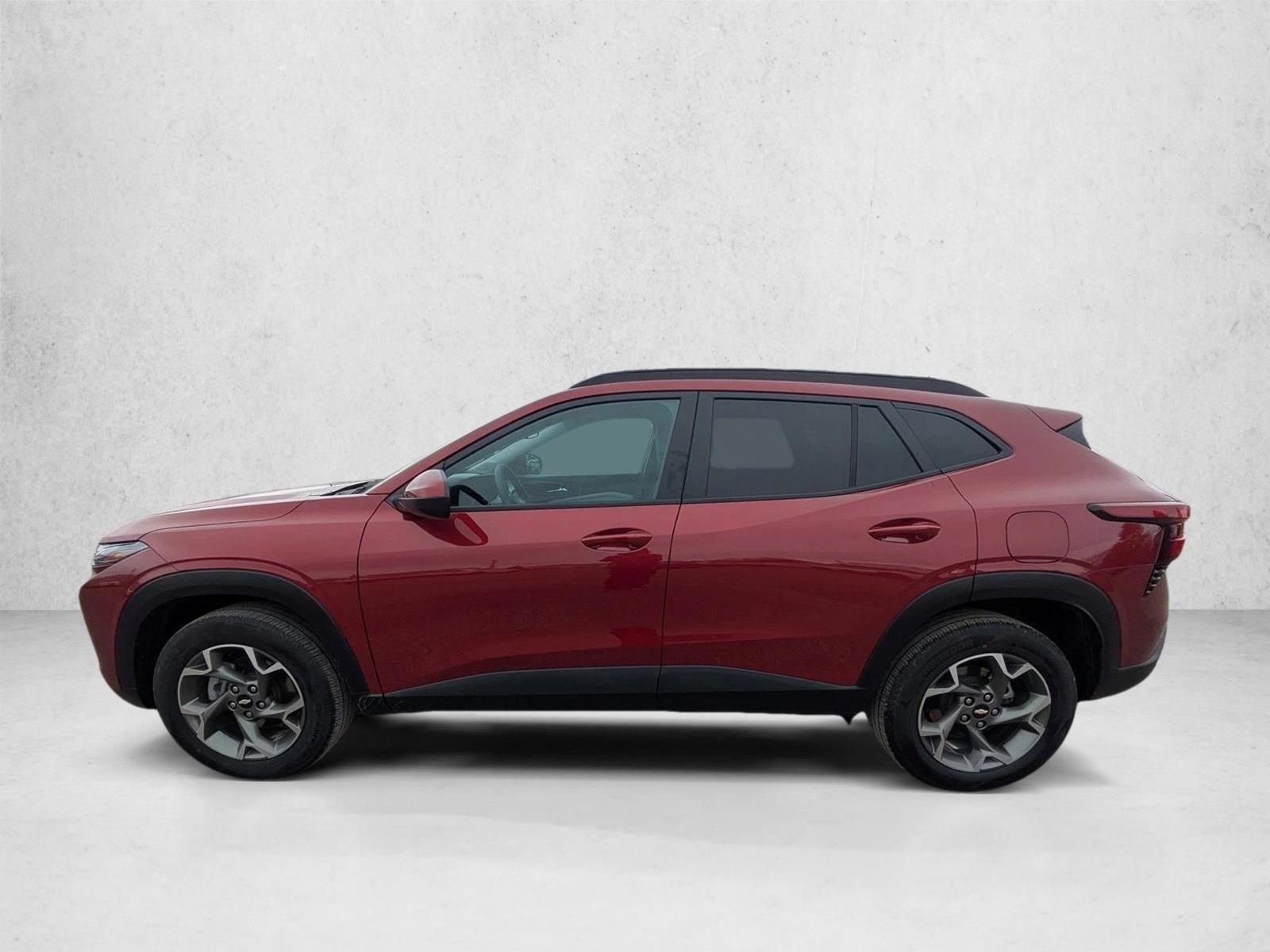 Thumbnail: 2025 Chevrolet Trax - 2