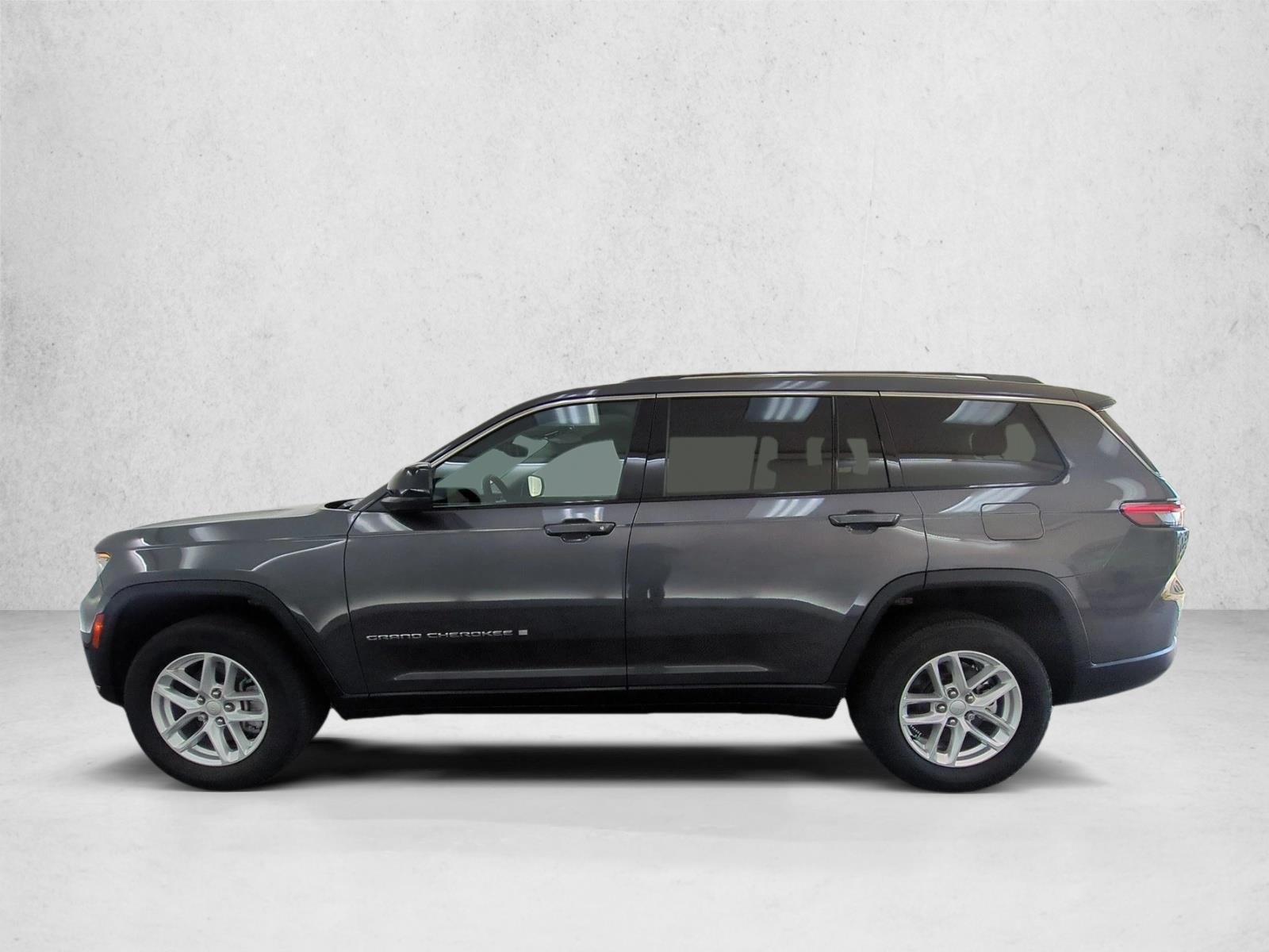 Thumbnail: 2023 Jeep Grand Cherokee L - 2