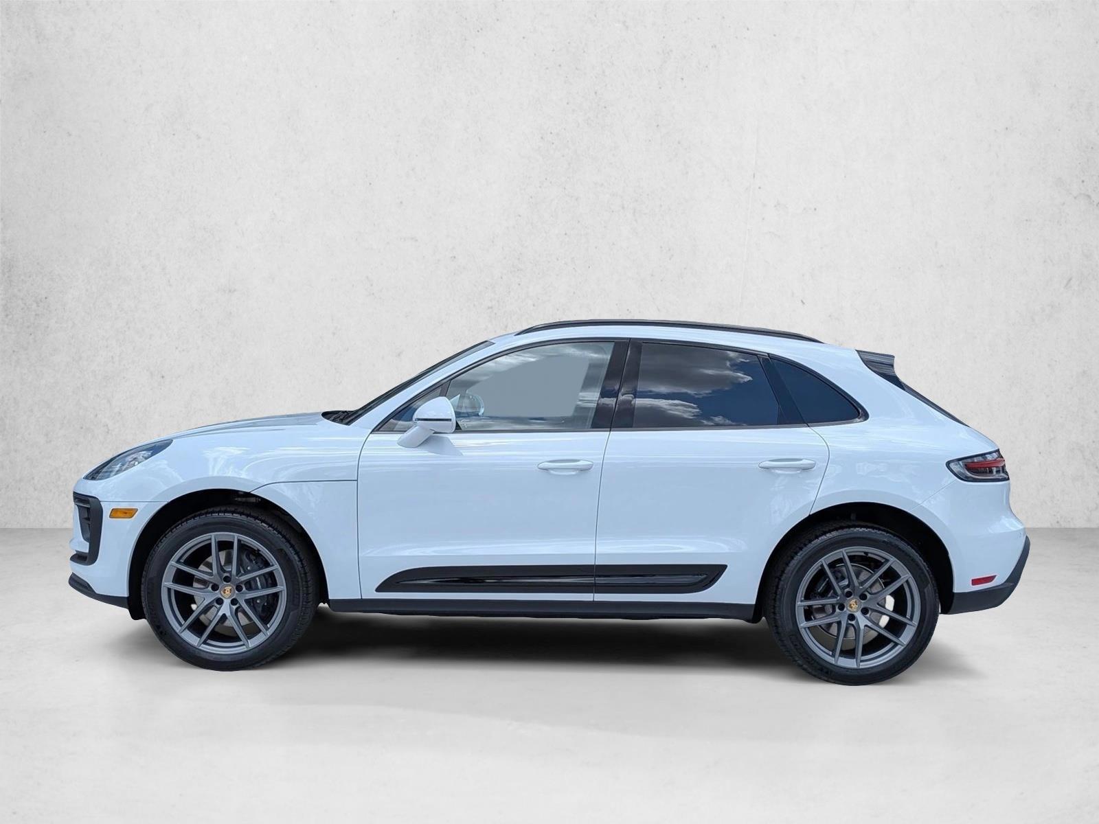 Thumbnail: 2026 Porsche Macan - 2