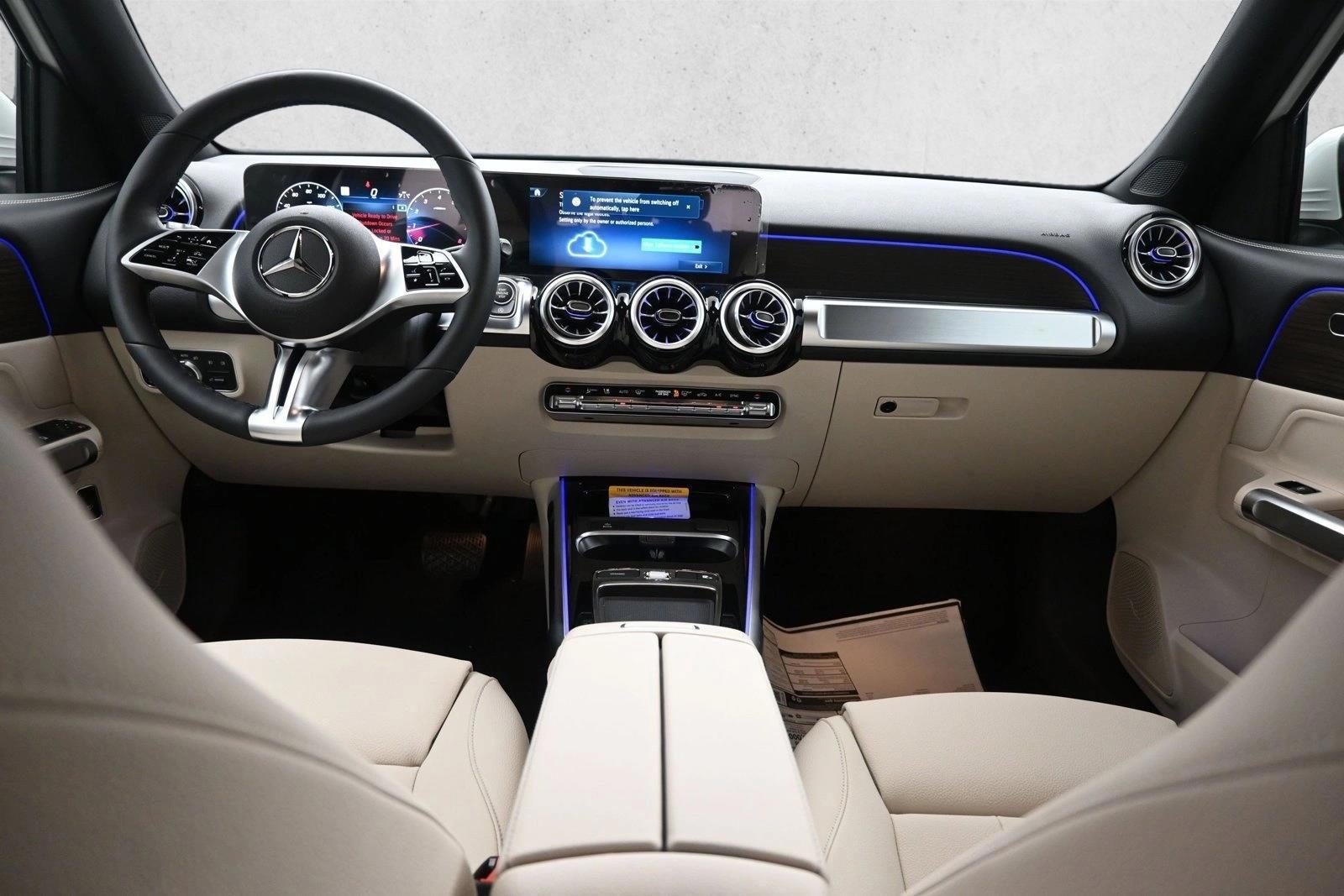 Thumbnail: 2026 Mercedes-Benz GLB - 4