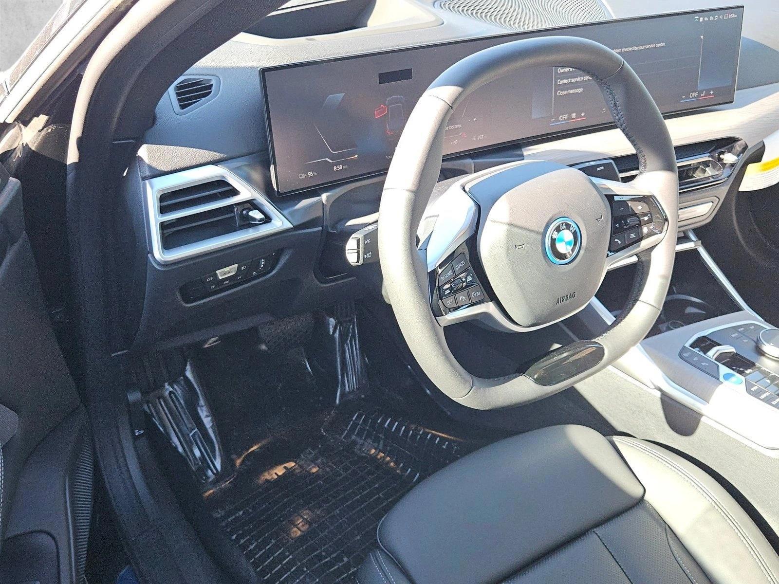 Thumbnail: 2026 BMW i4 - 3