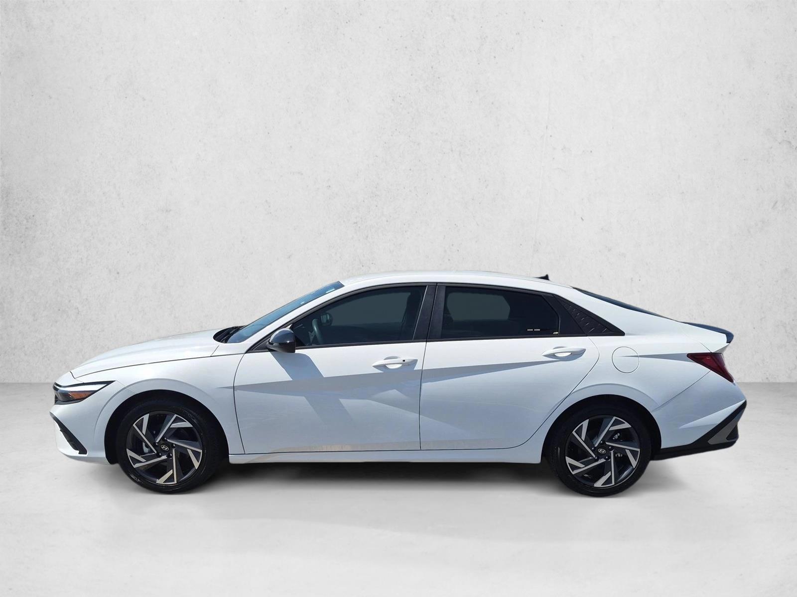 Thumbnail: 2025 Hyundai Elantra - 2