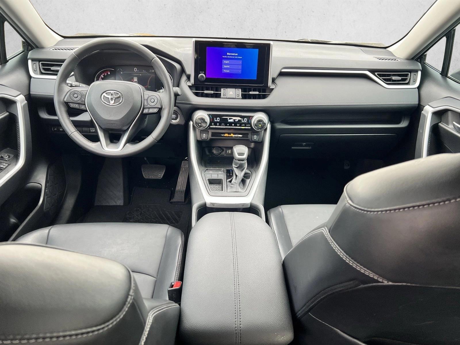 Thumbnail: 2023 Toyota RAV4 - 3