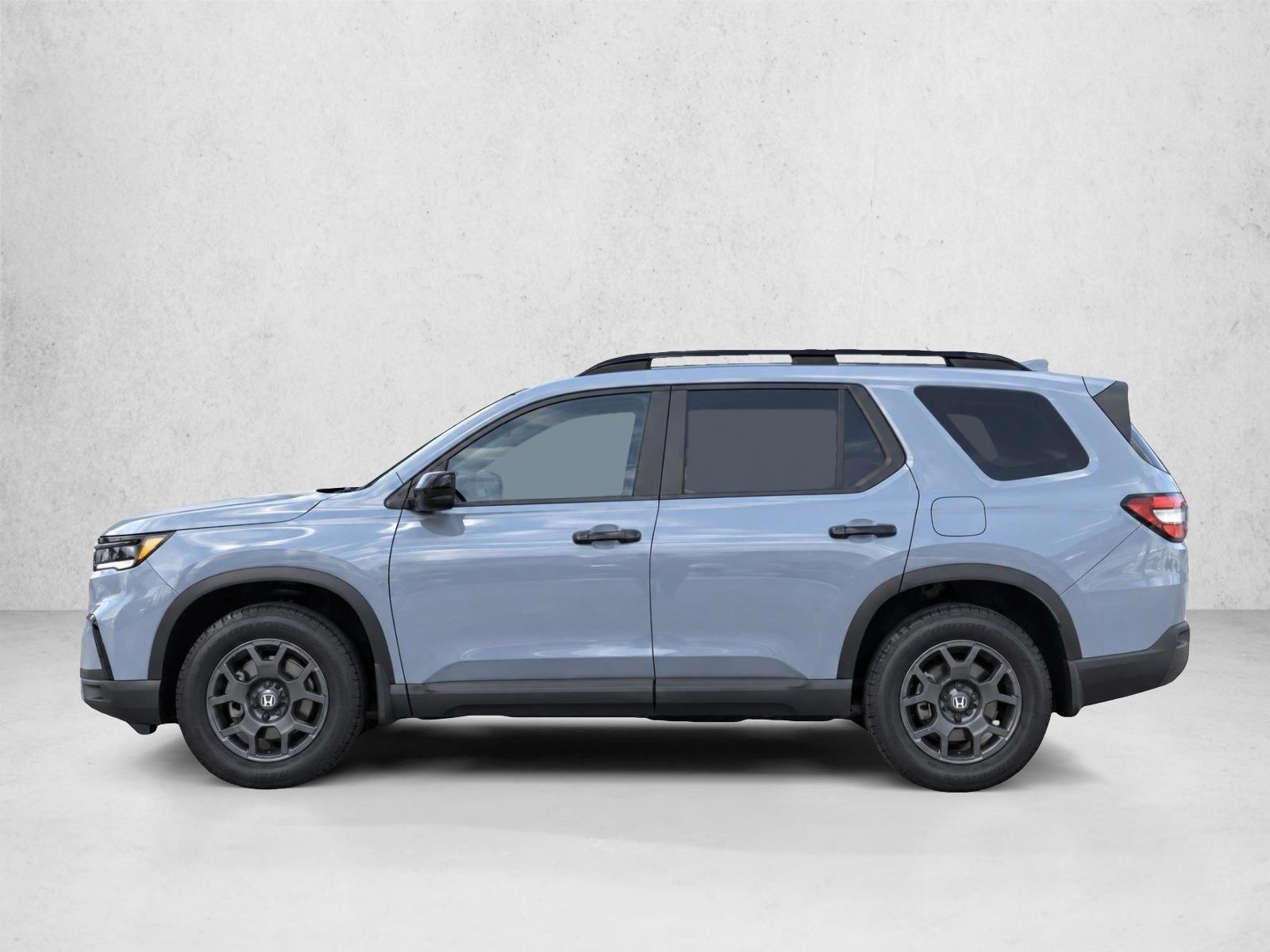 Thumbnail: 2023 Honda Pilot - 2