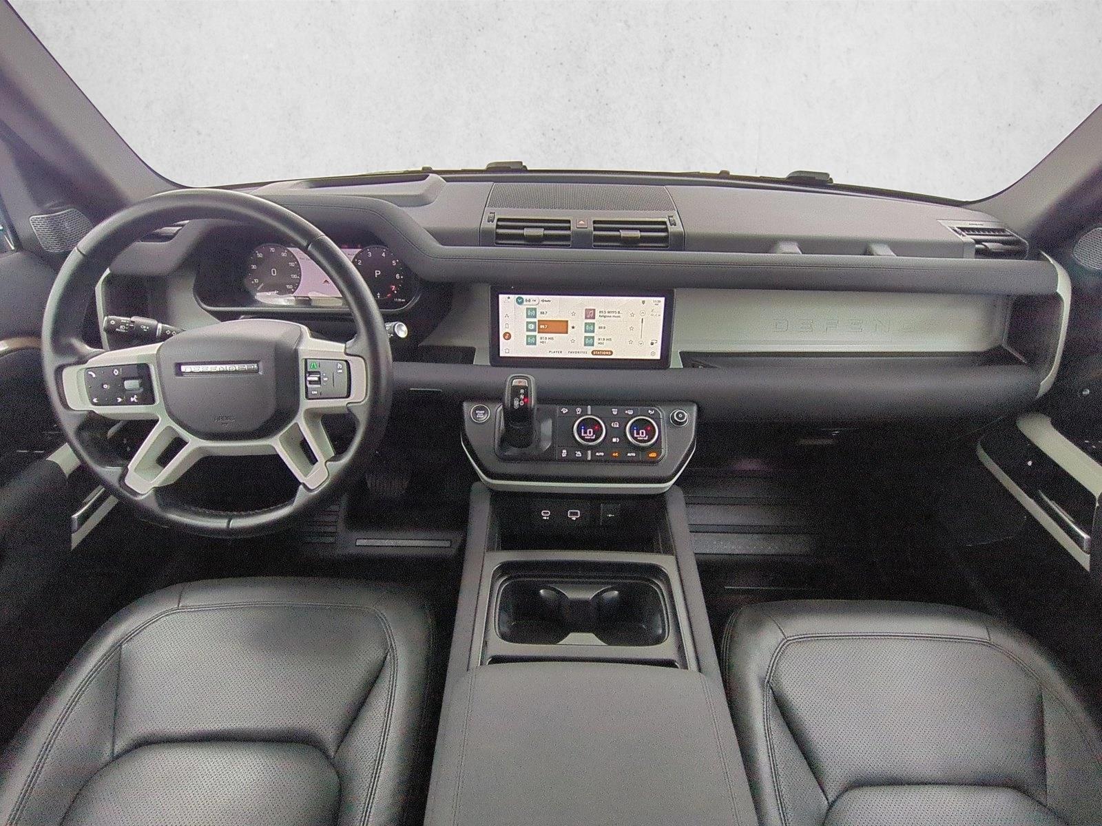 Thumbnail: 2023 Land Rover Defender - 3
