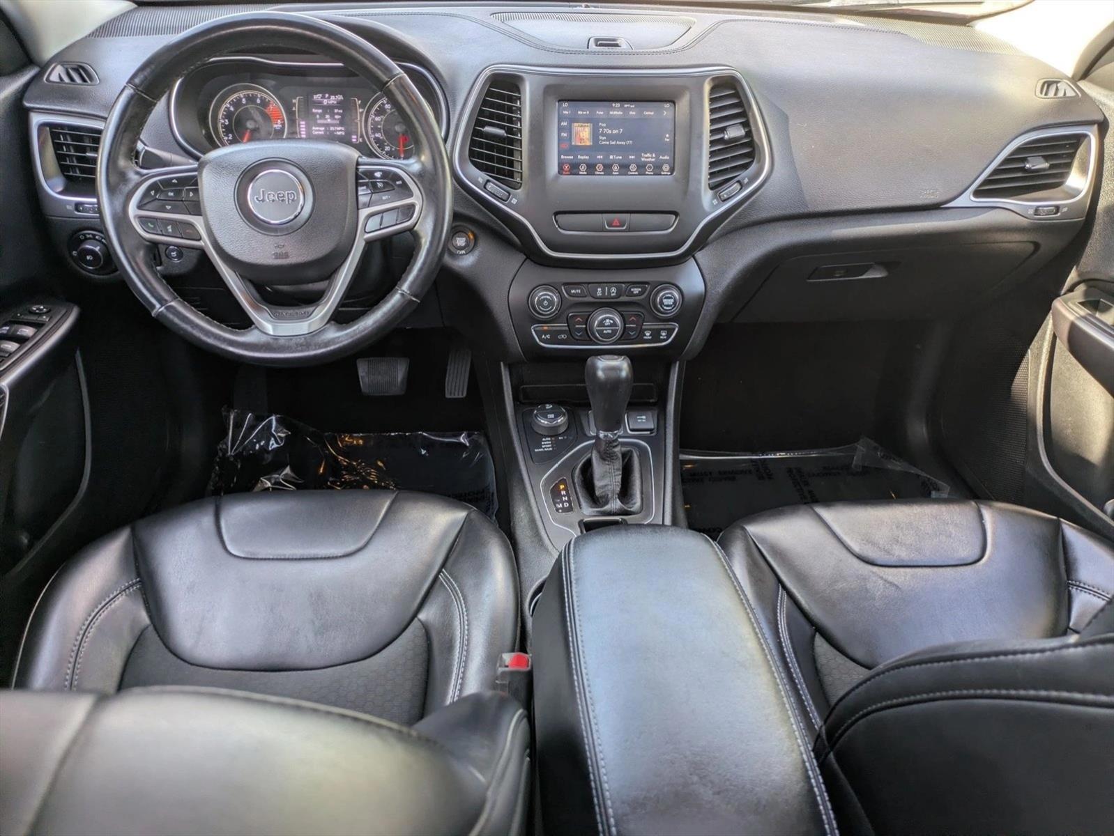Thumbnail: 2019 Jeep Cherokee - 4
