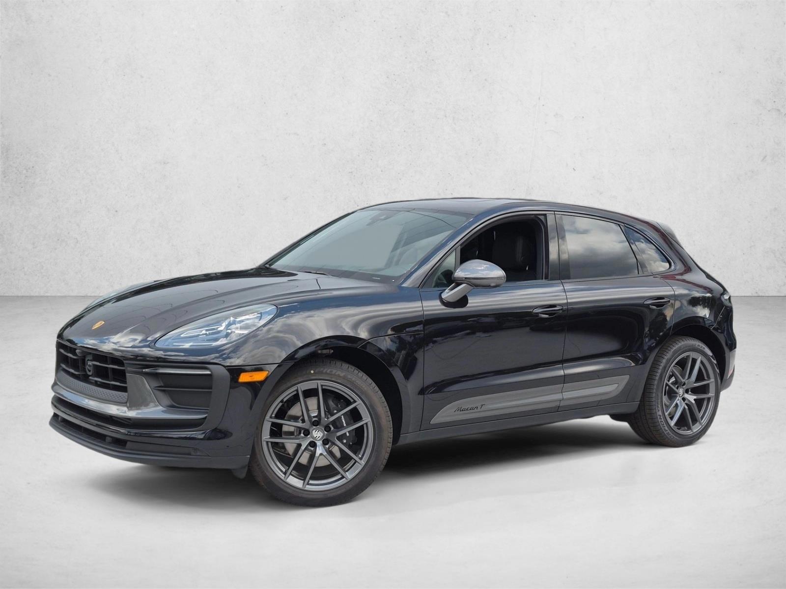 Thumbnail: 2026 Porsche Macan - 1