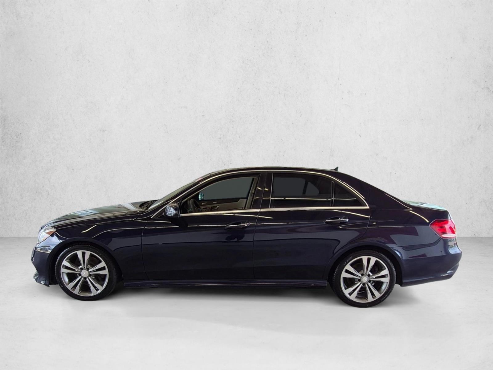 Thumbnail: 2016 Mercedes-Benz E-Class - 2