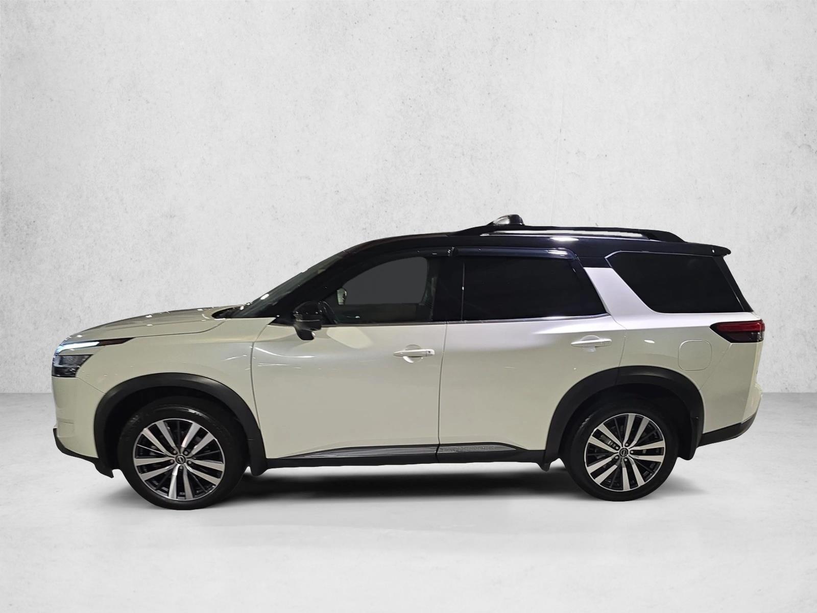 Thumbnail: 2022 Nissan Pathfinder - 2