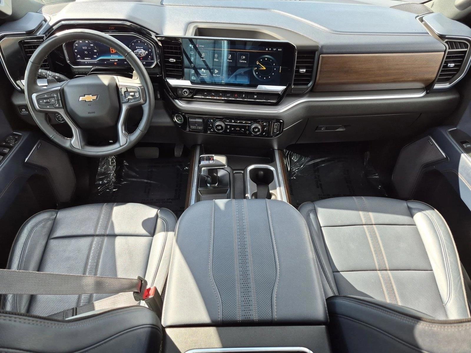 Thumbnail: 2024 Chevrolet Silverado 1500 - 4