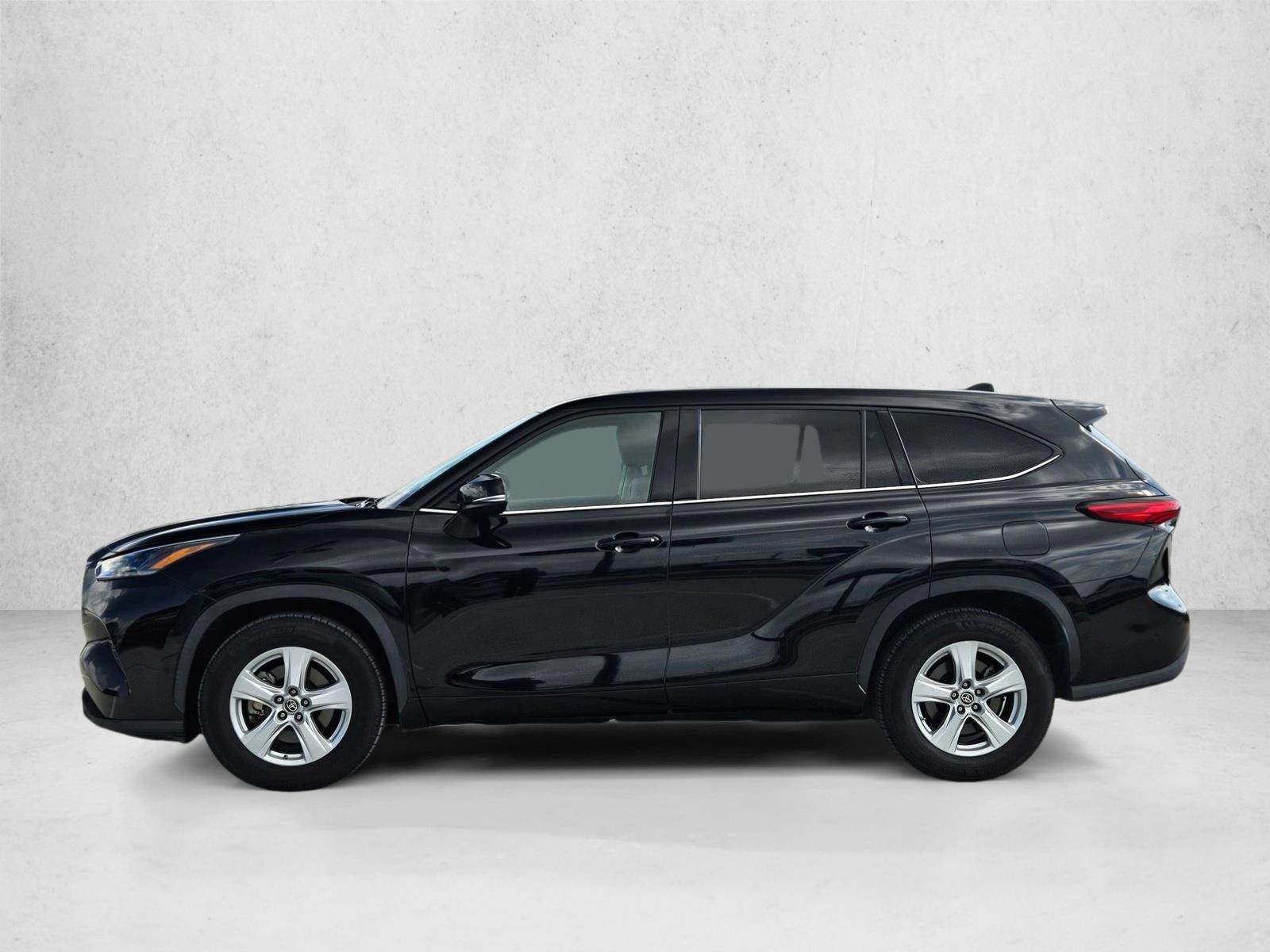 Thumbnail: 2021 Toyota Highlander - 2