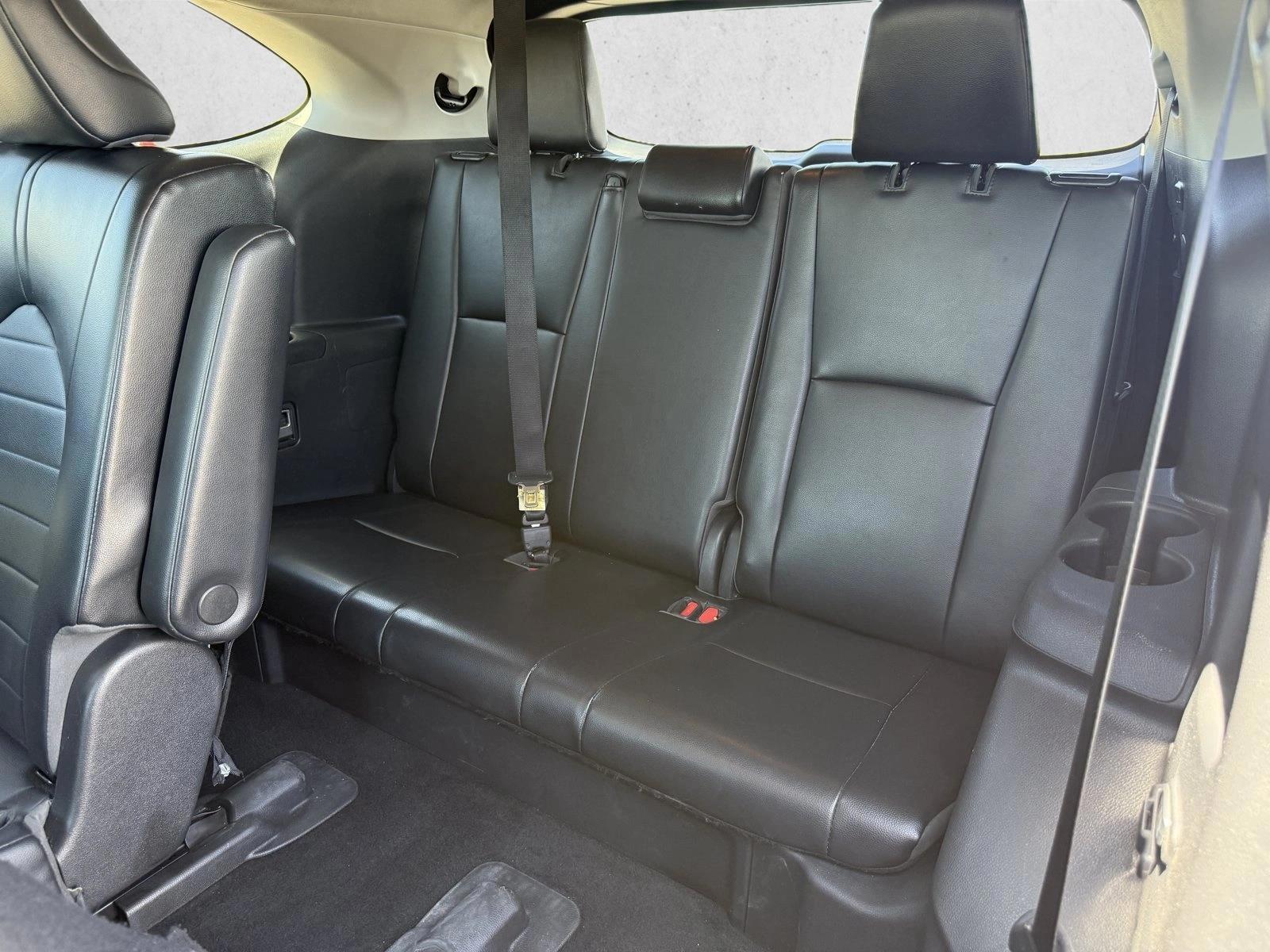 2022 Toyota Highlander XLE - Photo 25
