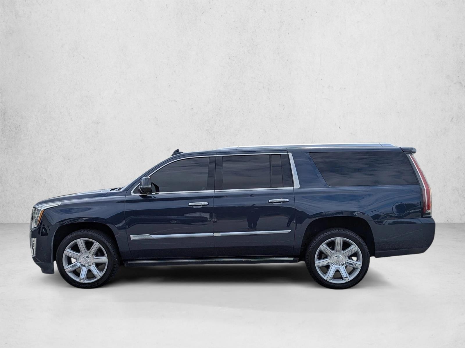 Thumbnail: 2017 Cadillac Escalade - 2