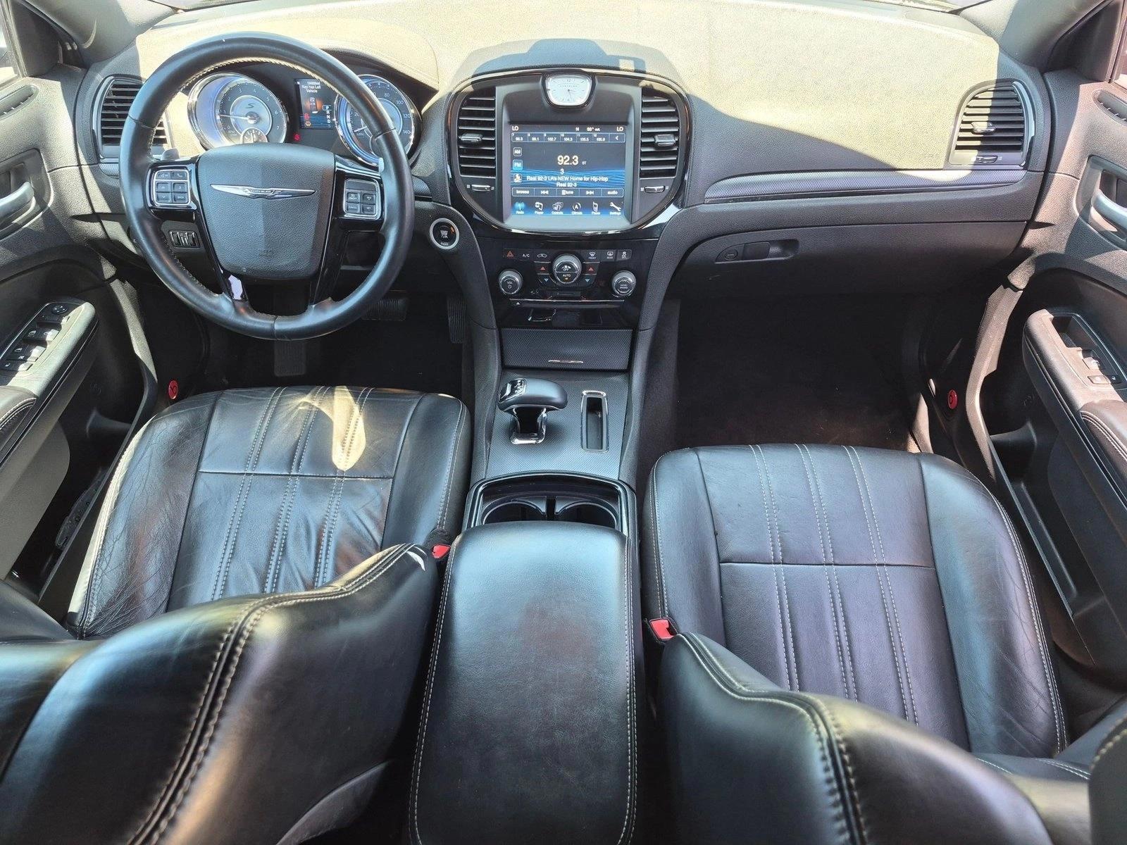 Thumbnail: 2014 Chrysler 300 - 4