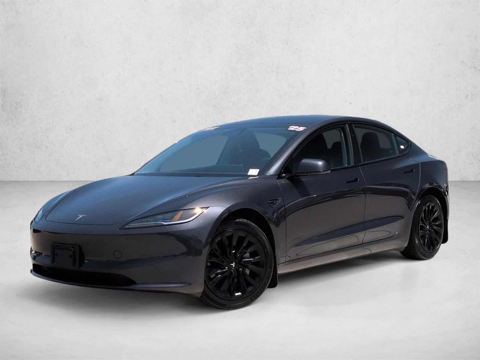 Thumbnail: 2025 Tesla Model 3 - 1