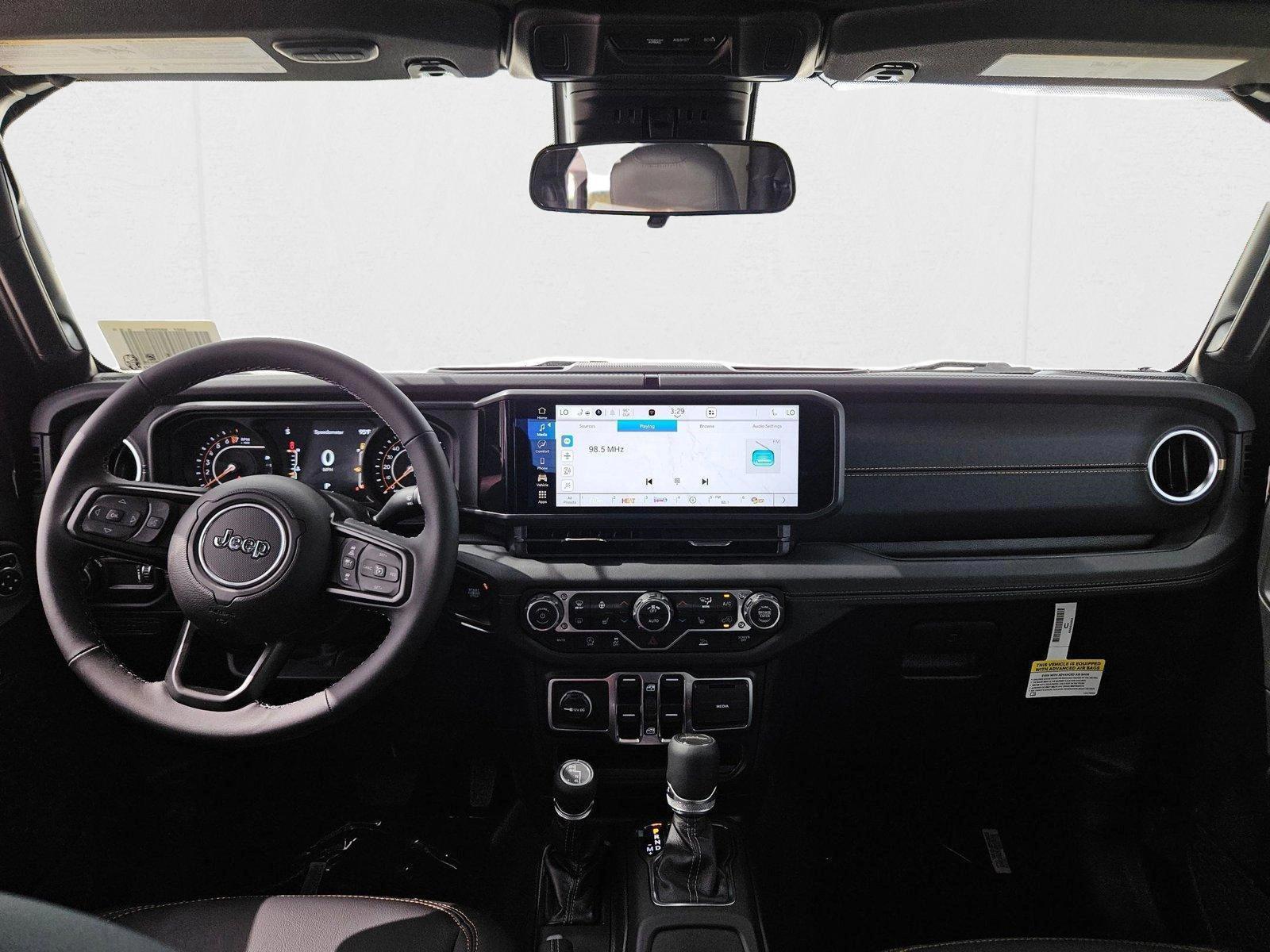 Thumbnail: 2025 Jeep Gladiator - 3