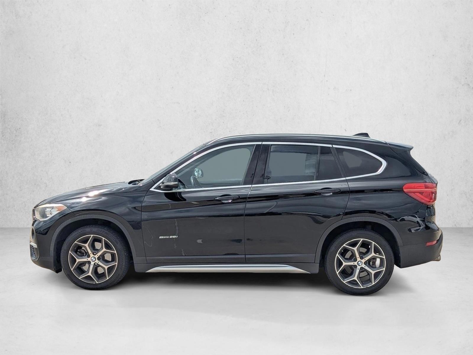 Thumbnail: 2018 BMW X1 - 2