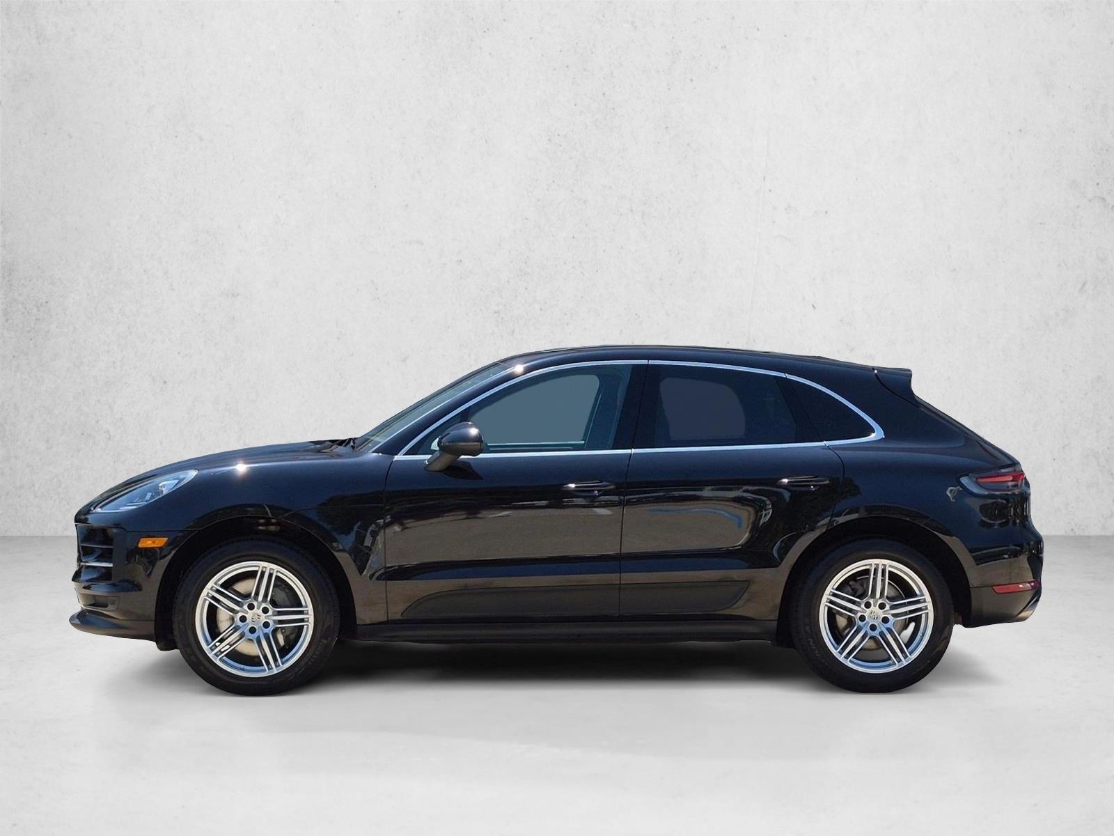 Thumbnail: 2020 Porsche Macan - 2